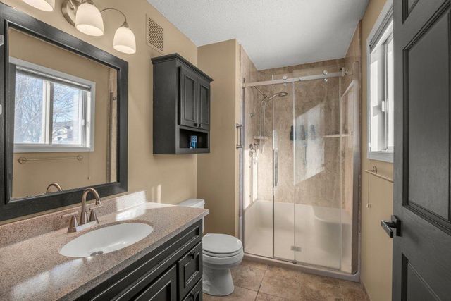 8870 Peep Oday Trail, Eden Prairie, MN 55347