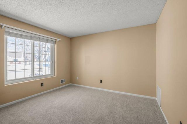 8870 Peep Oday Trail, Eden Prairie, MN 55347