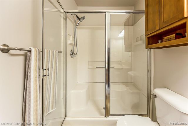 4324 Hampton Ridge Boulevard, Howell, MI 48843