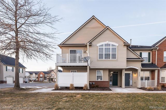 4324 Hampton Ridge Boulevard, Howell, MI 48843