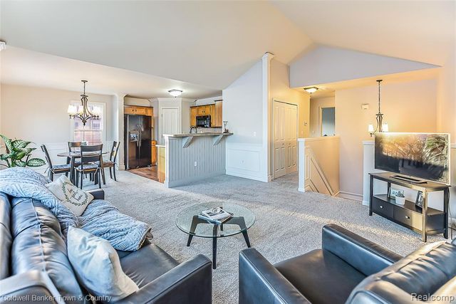 4324 Hampton Ridge Boulevard, Howell, MI 48843