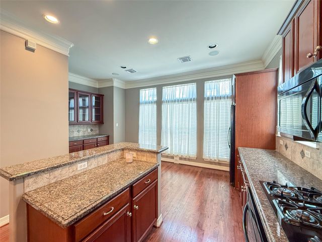 621 Hartman Street, Houston, TX 77007