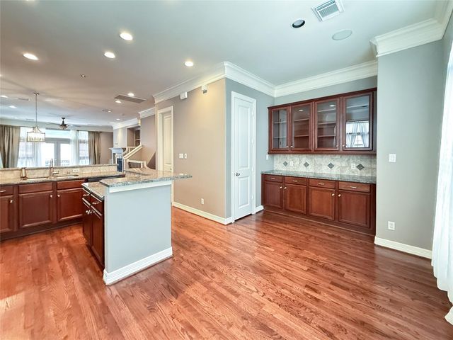 621 Hartman Street, Houston, TX 77007