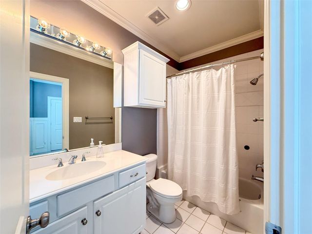 621 Hartman Street, Houston, TX 77007