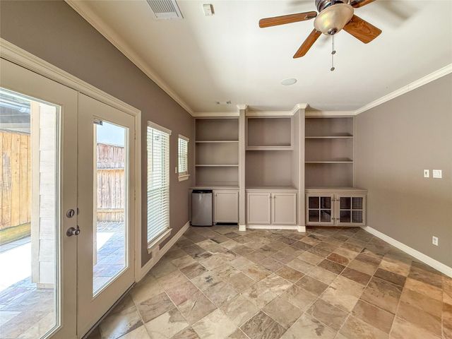 621 Hartman Street, Houston, TX 77007