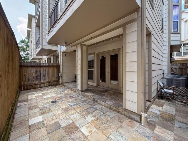 621 Hartman Street, Houston, TX 77007