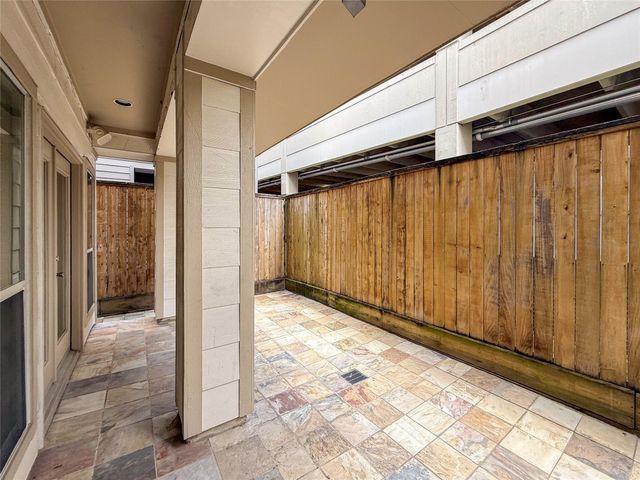 621 Hartman Street, Houston, TX 77007