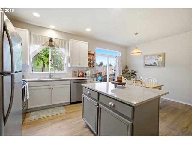 7159 Sw MILLENNIUM Ter, Beaverton, OR 97007