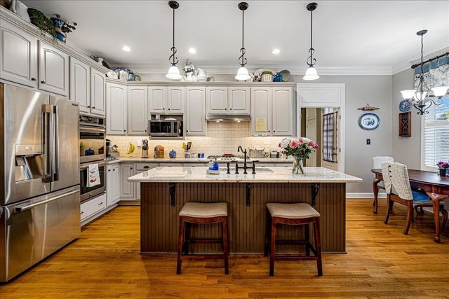 7275 OAKVILLE CIR, Germantown, TN 38138