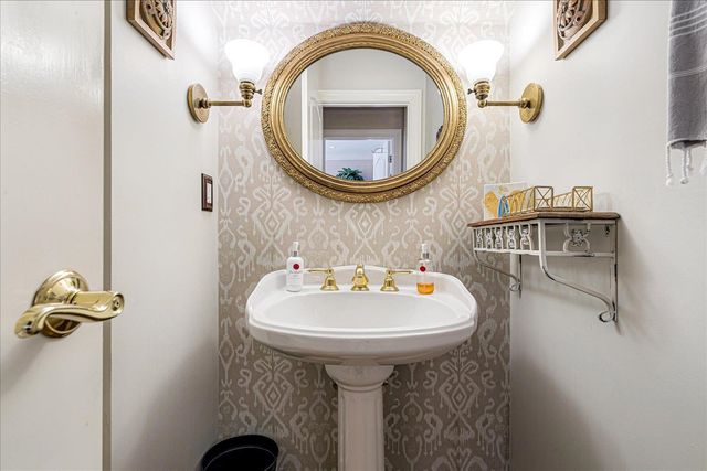 7275 OAKVILLE CIR, Germantown, TN 38138