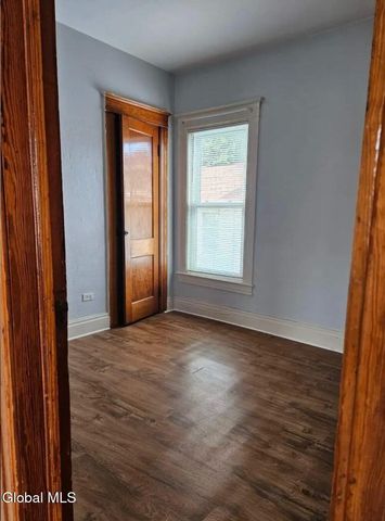 20 Green Street, Mechanicville, NY 12118