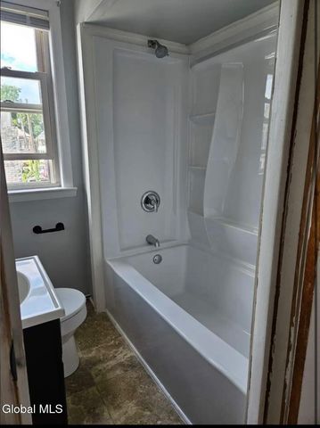 20 Green Street, Mechanicville, NY 12118