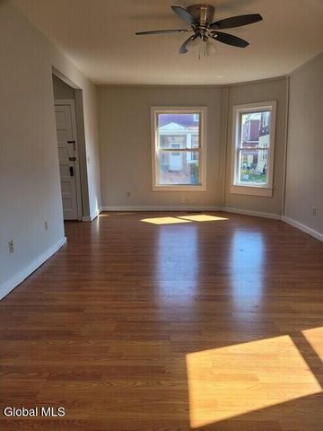 20 Green Street, Mechanicville, NY 12118