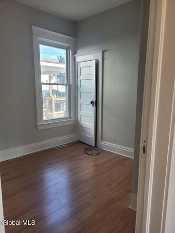 20 Green Street, Mechanicville, NY 12118