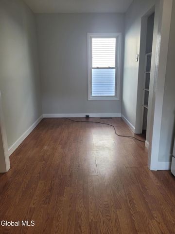 20 Green Street, Mechanicville, NY 12118