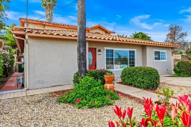 8319 Prospect Avenue, Santee, CA 92071