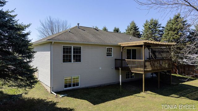 11157 Stanton Street, West Olive, MI 49460
