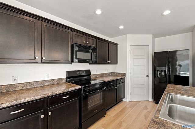 3368 Castlecreek Drive, Madison, AL 35756