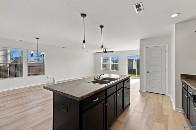 3368 Castlecreek Drive, Madison, AL 35756