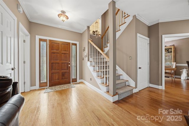 4434 Steeple Chase Drive, Hickory, NC 28601