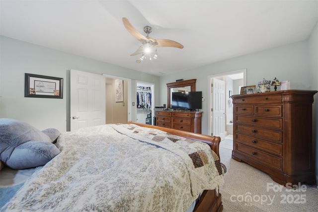 4434 Steeple Chase Drive, Hickory, NC 28601