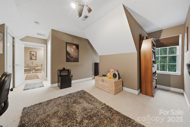 4434 Steeple Chase Drive, Hickory, NC 28601