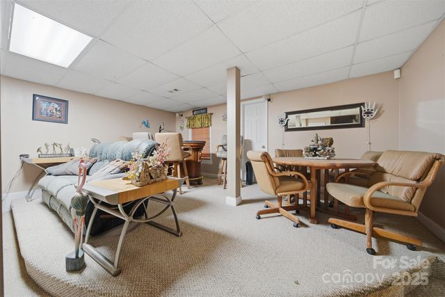 4434 Steeple Chase Drive, Hickory, NC 28601