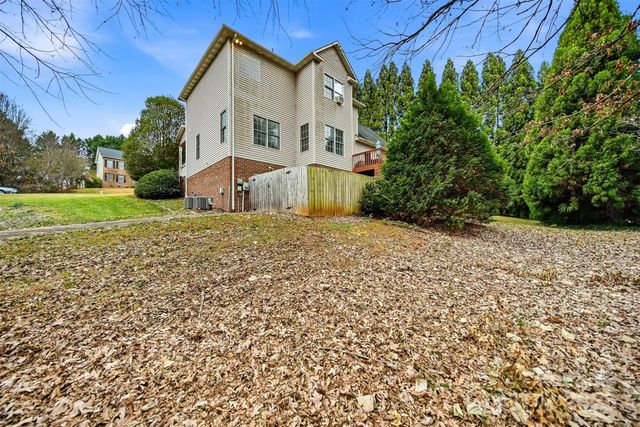 4434 Steeple Chase Drive, Hickory, NC 28601