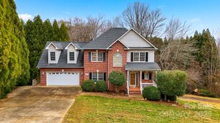 4434 Steeple Chase Drive, Hickory, NC 28601