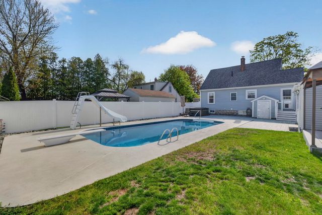 405 Hill Street, Manchester, NH 03102