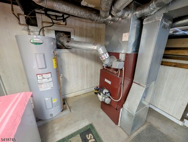 70 N Hillside Ave, Roxbury Twp., NJ 07847