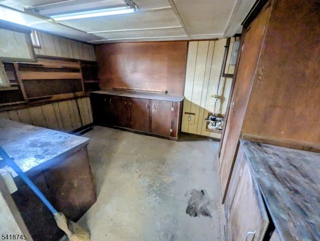 70 N Hillside Ave, Roxbury Twp., NJ 07847