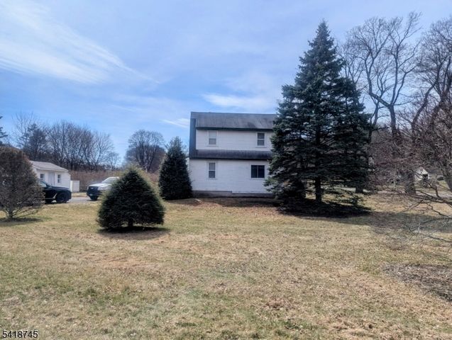 70 N Hillside Ave, Roxbury Twp., NJ 07847