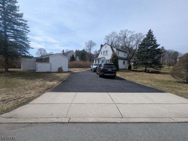 70 N Hillside Ave, Roxbury Twp., NJ 07847