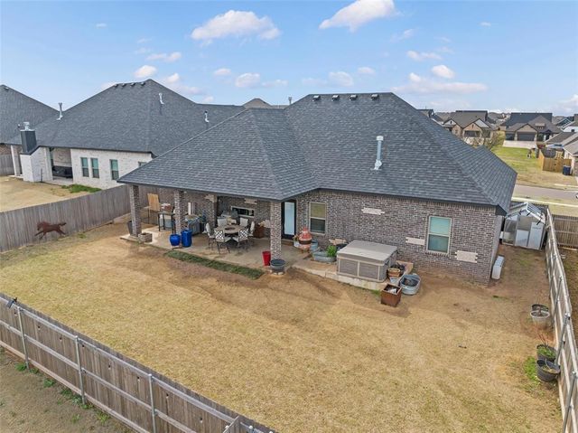 11625 NW 104th Street, Yukon, OK 73099