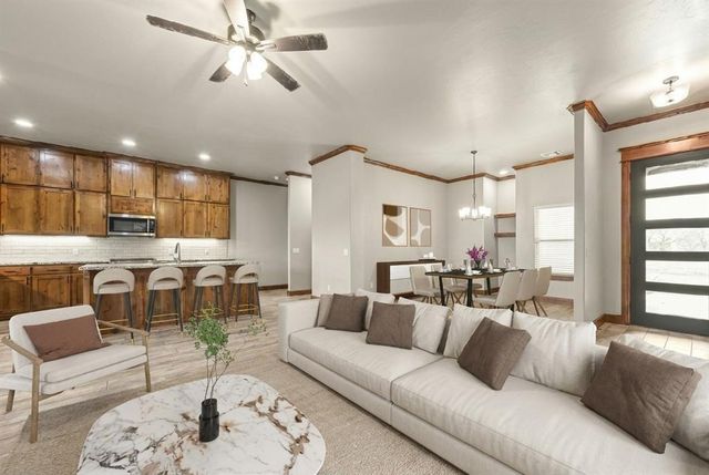 11625 NW 104th Street, Yukon, OK 73099