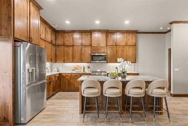 11625 NW 104th Street, Yukon, OK 73099