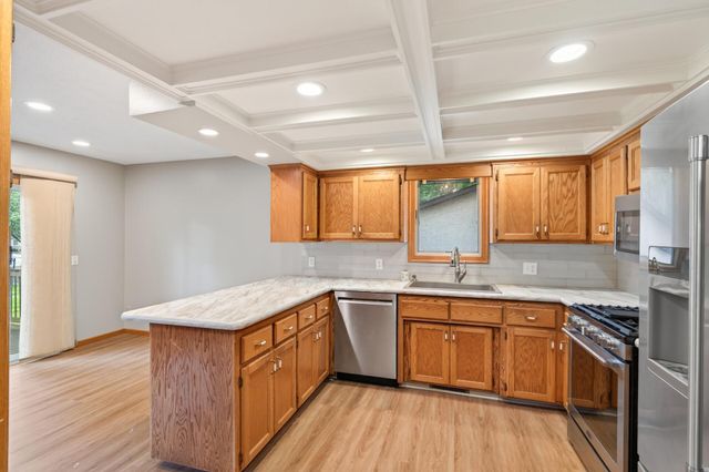 820 86th Lane NW, Coon Rapids, MN 55433