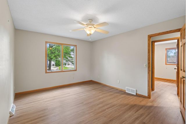 820 86th Lane NW, Coon Rapids, MN 55433