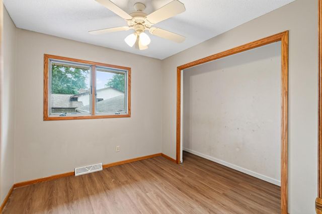 820 86th Lane NW, Coon Rapids, MN 55433