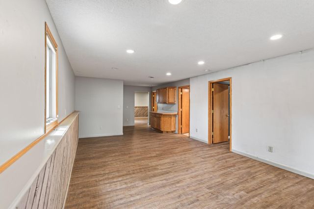 820 86th Lane NW, Coon Rapids, MN 55433