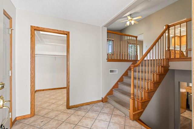 820 86th Lane NW, Coon Rapids, MN 55433
