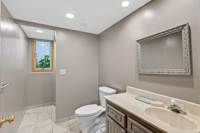 820 86th Lane NW, Coon Rapids, MN 55433