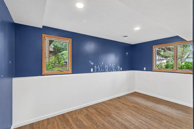 820 86th Lane NW, Coon Rapids, MN 55433