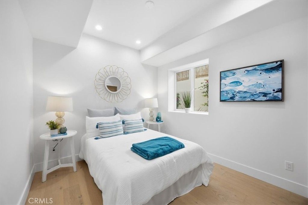 Image 17 of property listing at 617 N Irena Avenue B, Redondo Beach, CA 90277