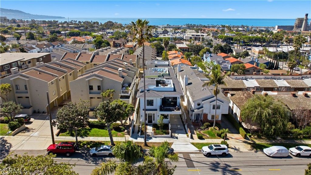 Image 28 of property listing at 617 N Irena Avenue B, Redondo Beach, CA 90277