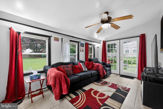 506 W SOUTH AVE, Glenolden, PA 19036
