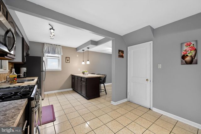 506 W SOUTH AVE, Glenolden, PA 19036