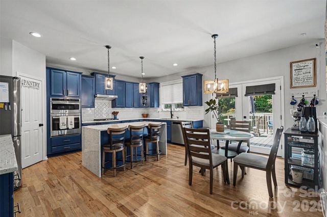 1619 Ballwood Court, Charlotte, NC 28227