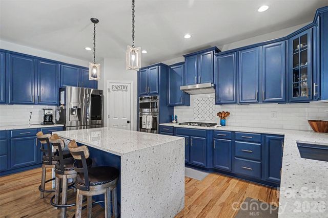 1619 Ballwood Court, Charlotte, NC 28227